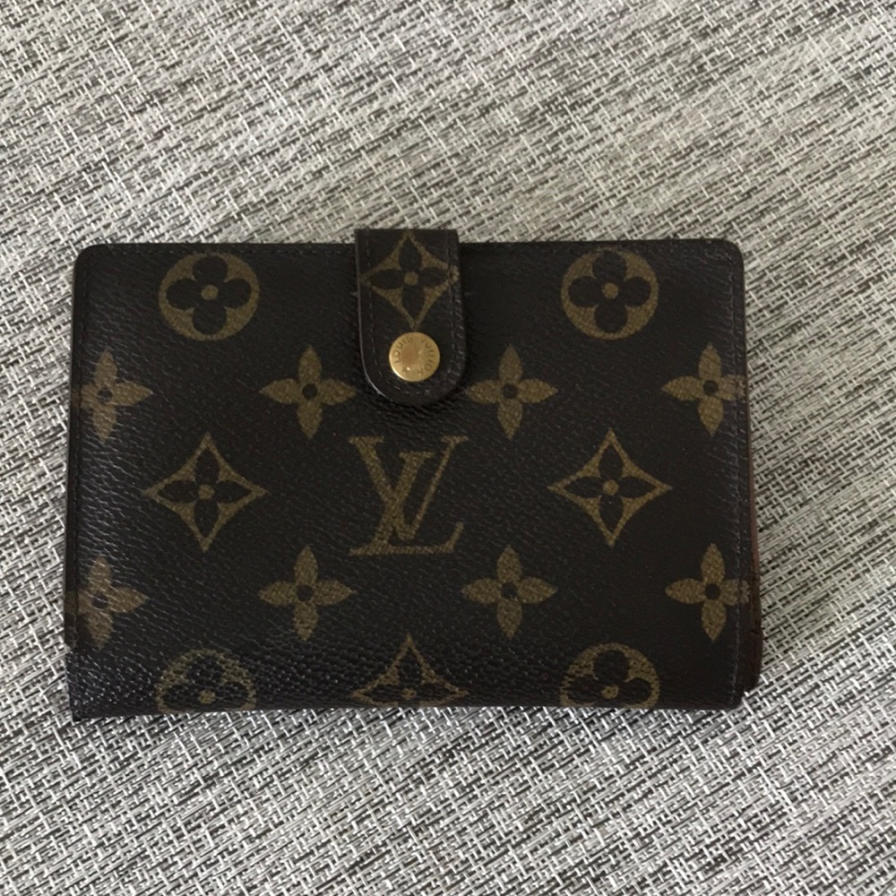 Louis Vuitton Bifold Wallet